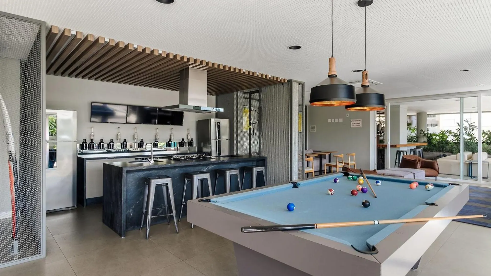 아파트 Studio 4 Ed. Milano_Vista Mar_Anexo Patio Milano Florianópolis