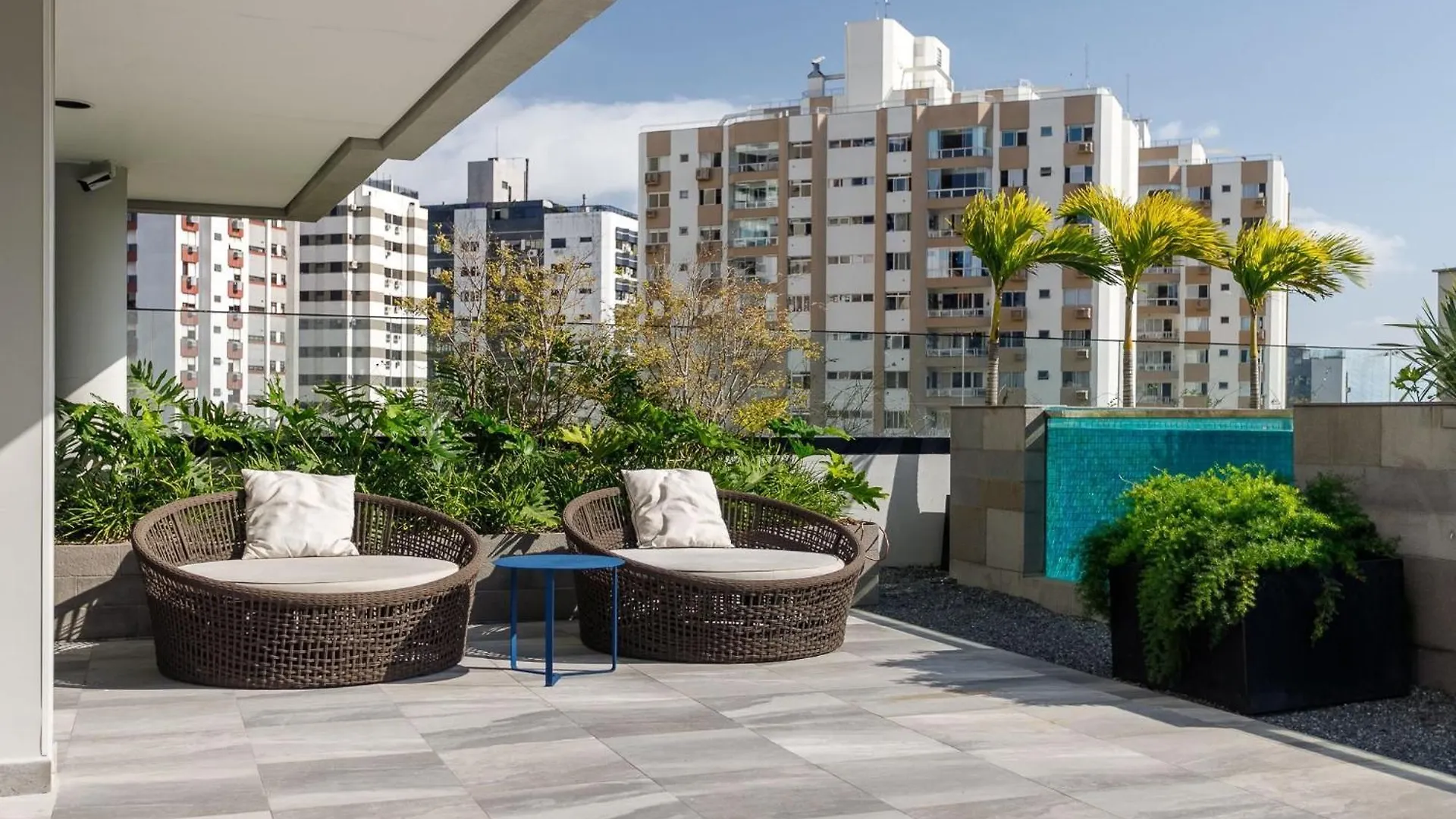 Studio 4 Ed. Milano_Vista Mar_Anexo Patio Milano Florianópolis 아파트
